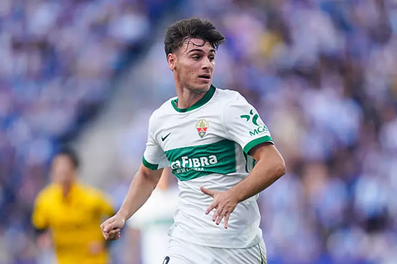 رودريجو ميندوزا لاعب إلتشي